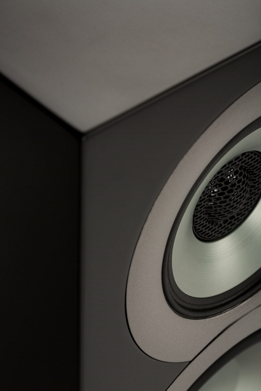 Hardware Review: ELAC Uni-Fi BS U5 en ELAC SUB 2030