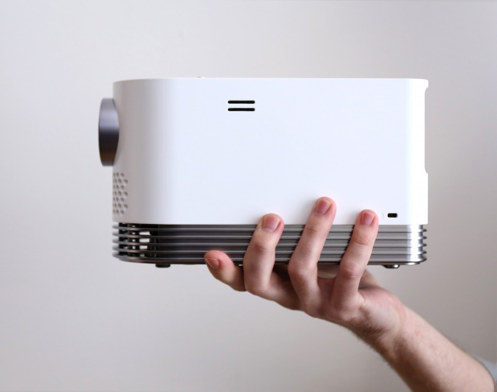 LG komt met de compacte ProBeam HF80J laser beamer